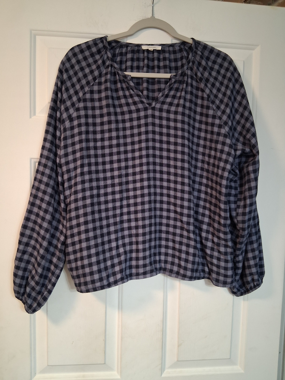 Maurices Navy Light Blue Plaid Shirt V-Neck Top Casual Blouse XL